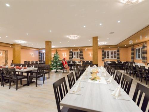 Landgasthof Schwarzes Ross Ансбах Екстериор снимка